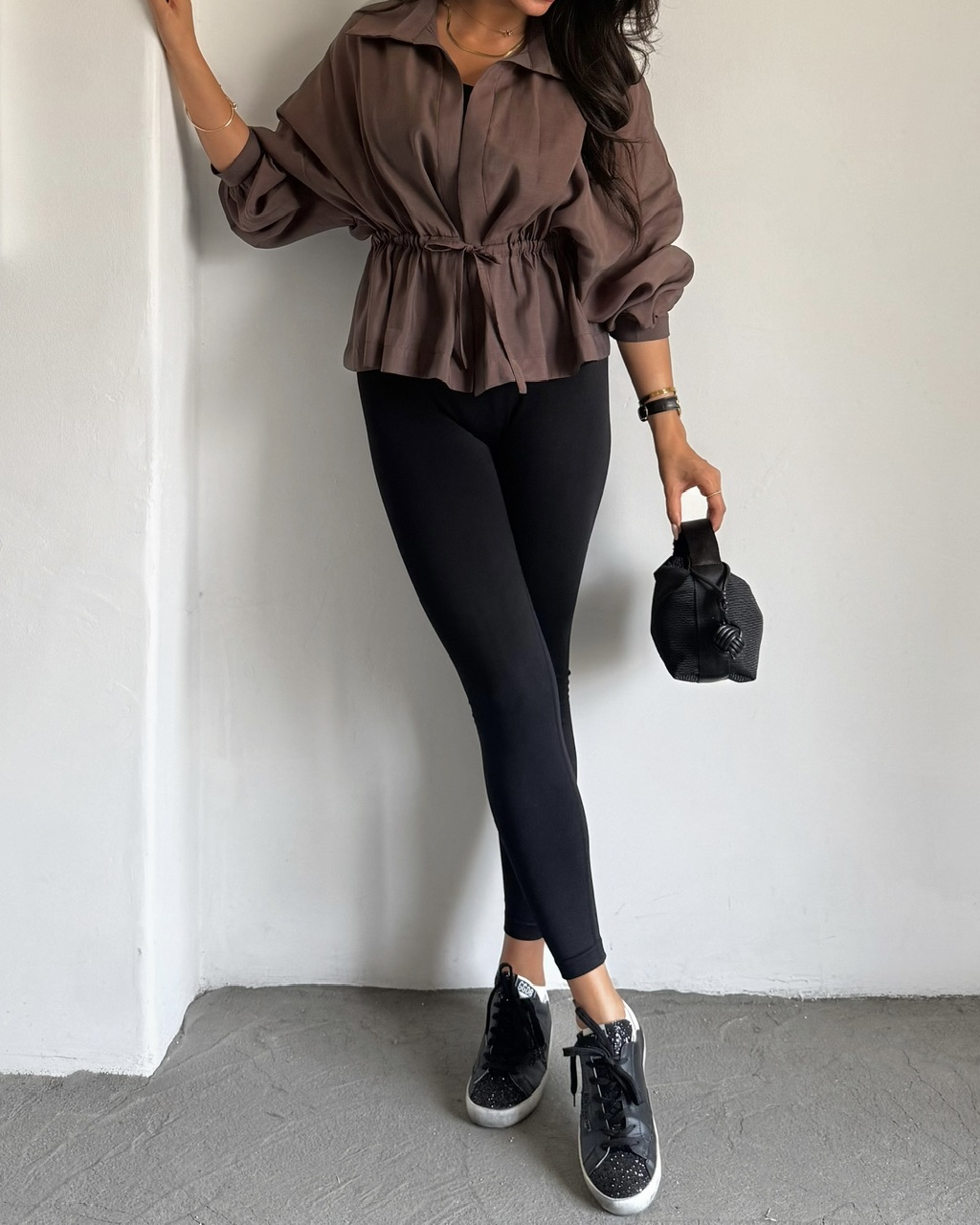 دیــما قهوه ای